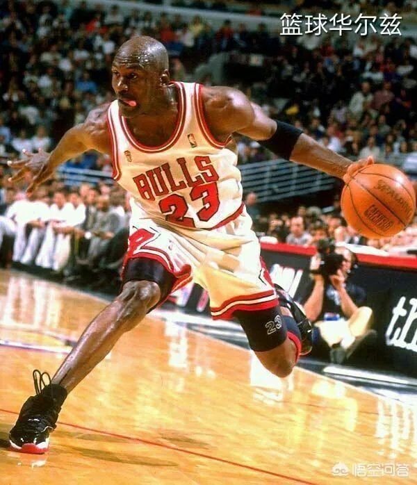 乔丹的全明星告别赛上,科比罚球时为什么全场观众狂嘘科比?