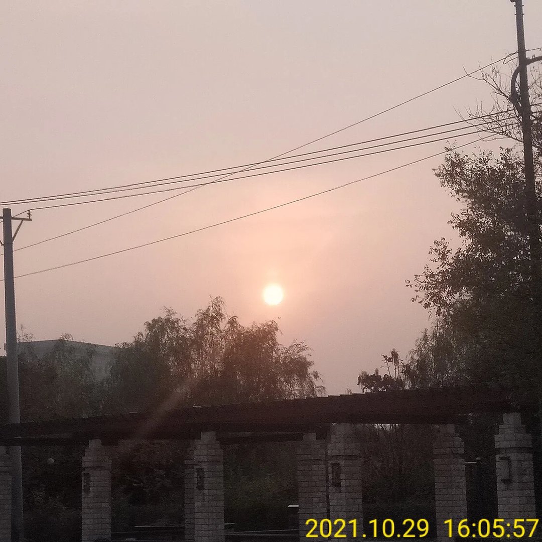 愿所爱皆可平山海，青春亦无悔