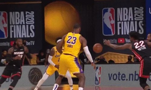 总决赛G1，詹姆斯被克劳德屡次挑衅，戴维斯为其出头，怎么看？