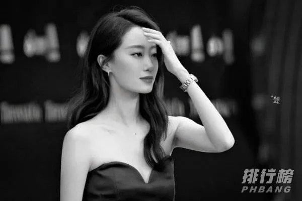 2021年女明星人气排行榜_2021最红女明星前十名