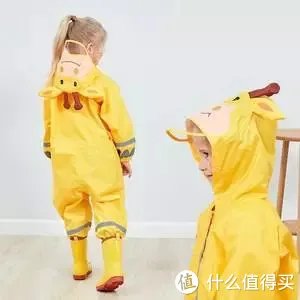好物测评 篇八十：看完这篇7款雨衣评测，让宝宝不再参加“雨天尬衣秀”！