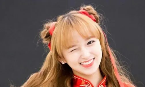 程潇也是女团成员，她在宇宙少女中的地位怎么样？