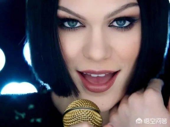 如何看待外籍歌手Jessie J在《歌手2018》上夺得歌王？