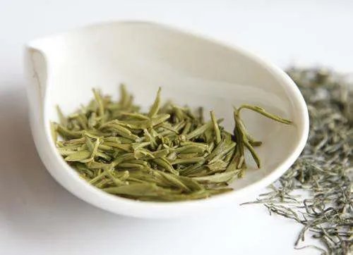 龙井和毛尖的区别