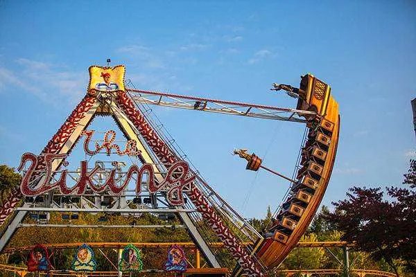 印度游乐园大摆锤断裂致3人死亡，游乐园玩耍需要注意哪些安全问题？