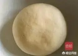 外面有一层薄皮、里面有夹心，然后两边还有肉松的一种面包，是什么面包呢？怎么做比较好吃，特别想吃？