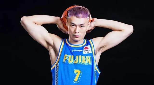 郭昊文和汤杰都宣布参加NBA选秀，大家怎么看？