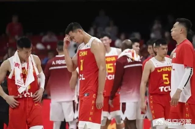 球场上阿联从来不怵美国队，这也是他身上独有的精气神，但为何有人说他不能成为主流力量呢？