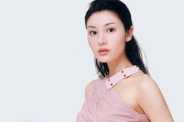 当年的港姐冠军都有谁？如今的现状如何？