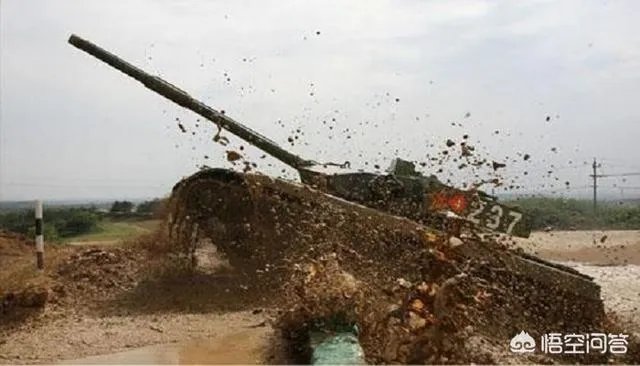 俄罗斯坦克大赛上，有时会看见坦克出问题，坦克的可靠性很差吗？