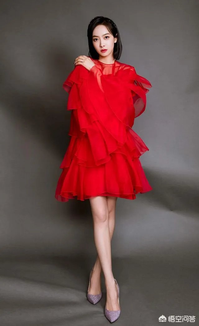 靠美腿或身材意外走红的明星有哪些？