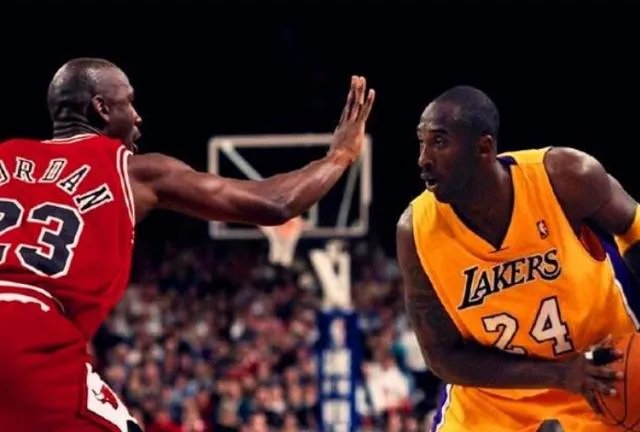 乔丹的全明星告别赛上,科比罚球时为什么全场观众狂嘘科比?