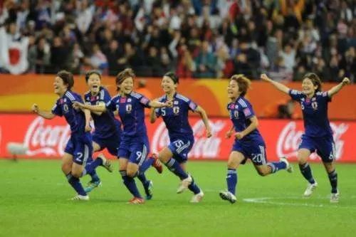 第一支获得女足世界杯冠军的亚洲国家是哪个国家