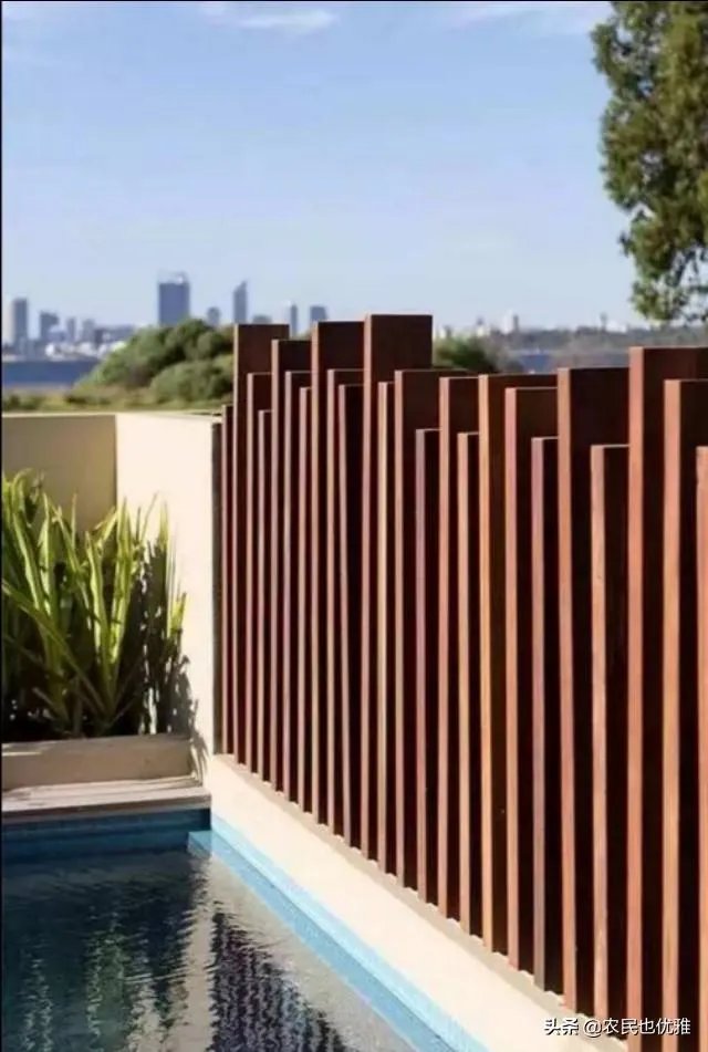 院子外墙用实墙好还是做护栏好？