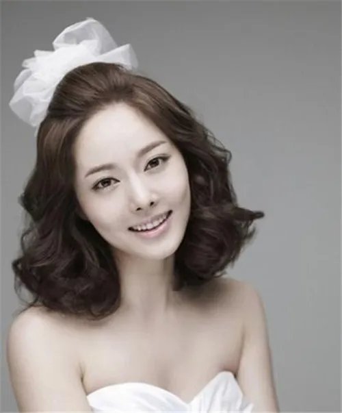 韩式新娘造型好看吗 2017流行的韩式新娘造型推荐