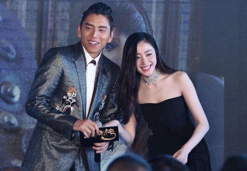 全程举止亲密，网友：太甜了吧!王大陆张天爱疑似新恋情曝光？