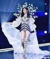 奚梦瑶被曝在赌王家族存在感低，四太态度微妙，孩子出生会好点吗？