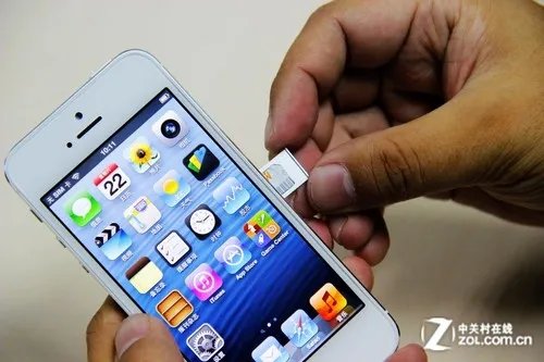 要磨薄吗? 自制nano-SIM卡实测iPhone 5