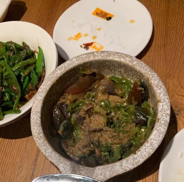 外地人去长沙玩，想问有哪些口碑比较好的店铺推荐一下呗？