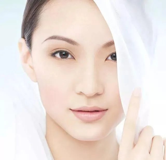 据说起床早的人更瘦，真的是这样吗？