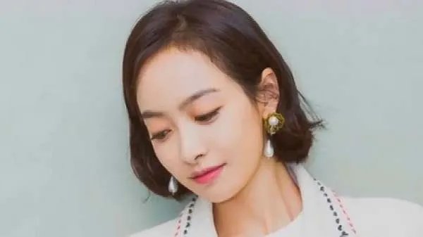 宋茜终止了与HM的合作，她终止合作的原因是什么？