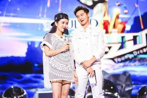 何洁曾经消失10年未曾露面，这10年她经历了些什么？