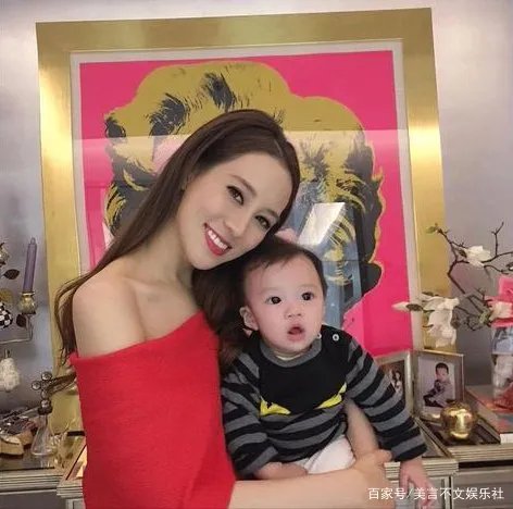 徐子淇、蒋丽莎连剖4胎,她为何会连剖5胎?