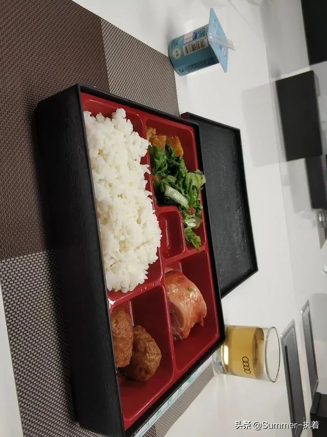 汽车4s店看车都有午饭吗