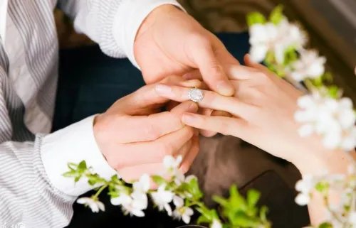 二婚女人和头婚男人结婚会幸福吗 娶二婚女人很丢人吗