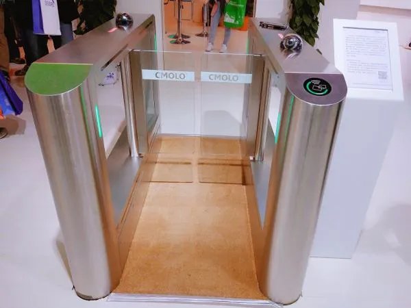 人脸识别闸机是一款什么样的设备？