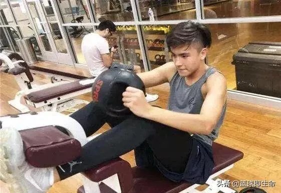 李楠、王治郅、巩晓彬的儿子都入选了国青男篮，巴特尔的儿子呢？