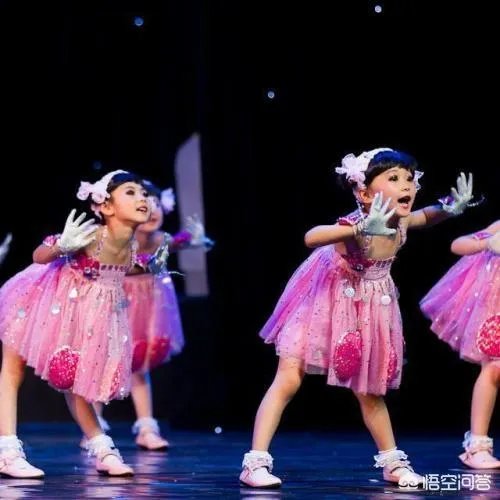 有必要给孩子买演出服吗？