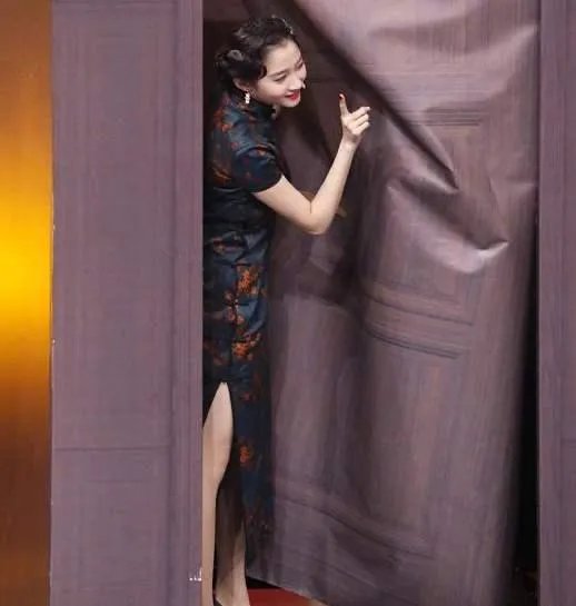 关晓彤穿旗袍好看吗？
