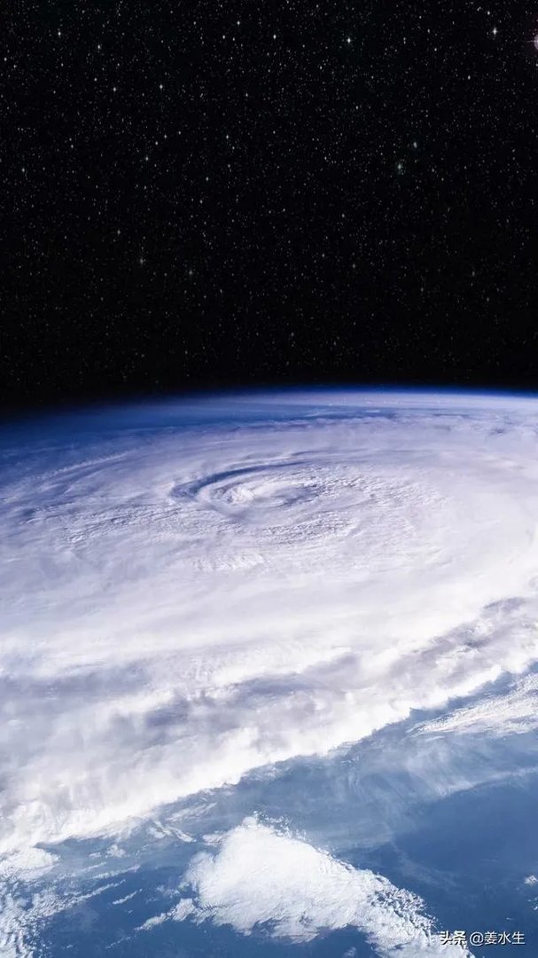 世界上除了火车最长，还有什么车比火车长？