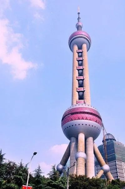 东方明珠塔被电击，塔体有没有造成损伤？