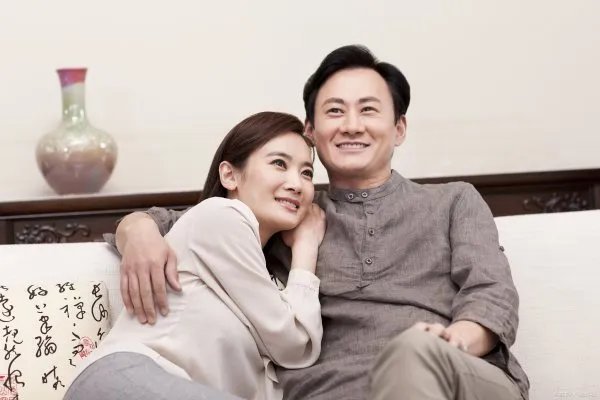 离婚率越来越高，那么夫妻之间该怎么处理好关系？