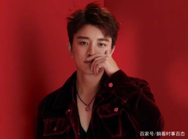 贾乃亮晒合照祝甜馨生日快乐,李小璐对此有何回应?