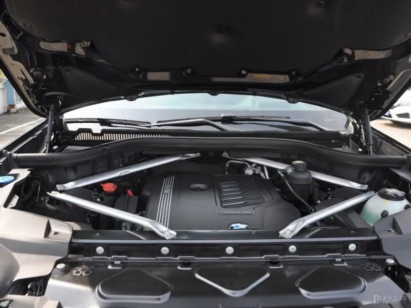 宝马X7最新款多少钱能落地？宝马X7报价