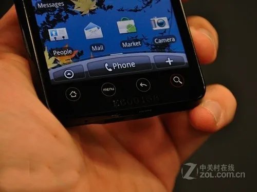 4.3英寸看电影舒服 HTC EVO 4G售价780元