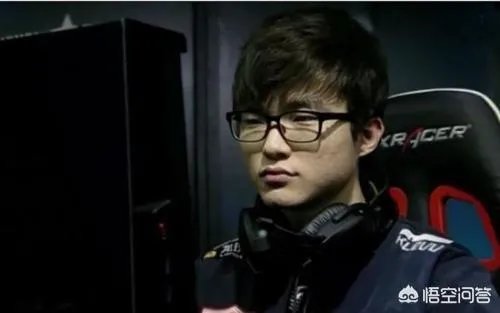 你心目中最强的LOL战队可以由哪些人组成？