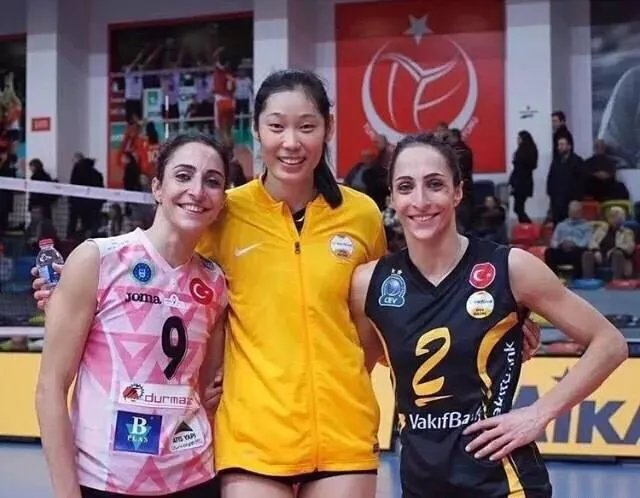 瓦基弗银行队下赛季阵容出炉,都是围绕朱婷打造,下赛季朱婷续约,不会回国了吗?