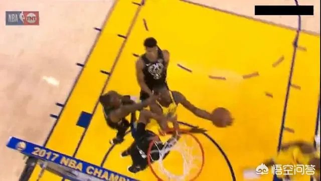 杜兰特复出首场即遭驱逐, 次数领衔全联盟, 昔日第一人为何失宠?