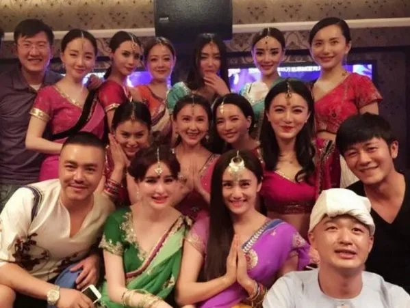 李小璐有哪些闺蜜？