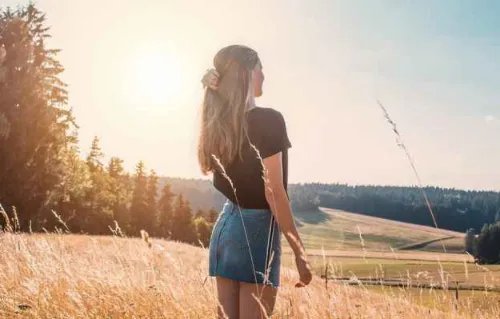 三观不正的女人的表现有哪些 女人三观不正的后果有哪些