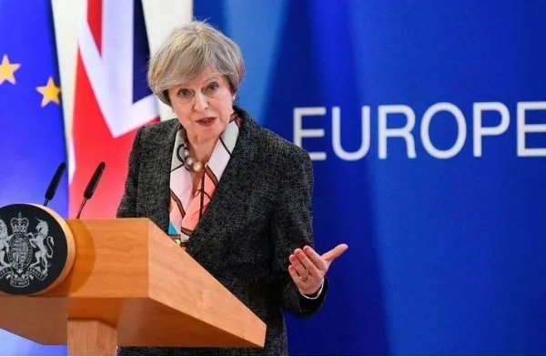 为什么说英国的脱欧事件已经成为无解的死局了呢？