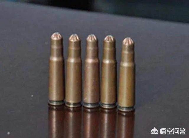 演习时用的空包弹，中弹后为什么会冒烟？