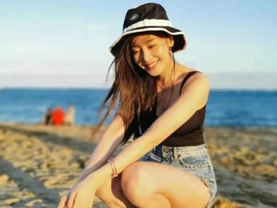 全程举止亲密，网友：太甜了吧!王大陆张天爱疑似新恋情曝光？