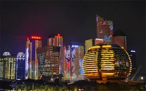 杭州城市阳台灯光秀是什么时间