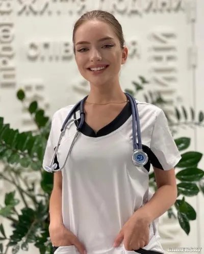 乌克兰正妹晒“露骨”照片走红 另类的福利美照