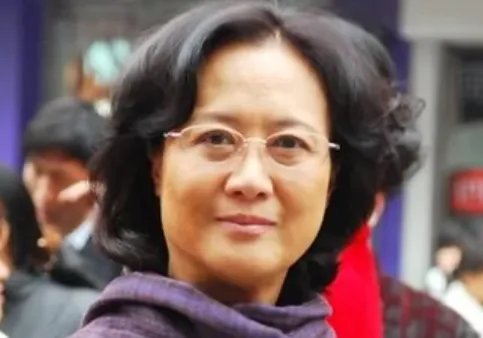 柏寒因为什么去世的